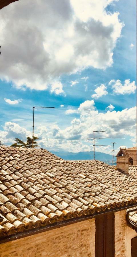 Vicolo Fabbri Appartamenti 蒙特法尔科 外观 照片